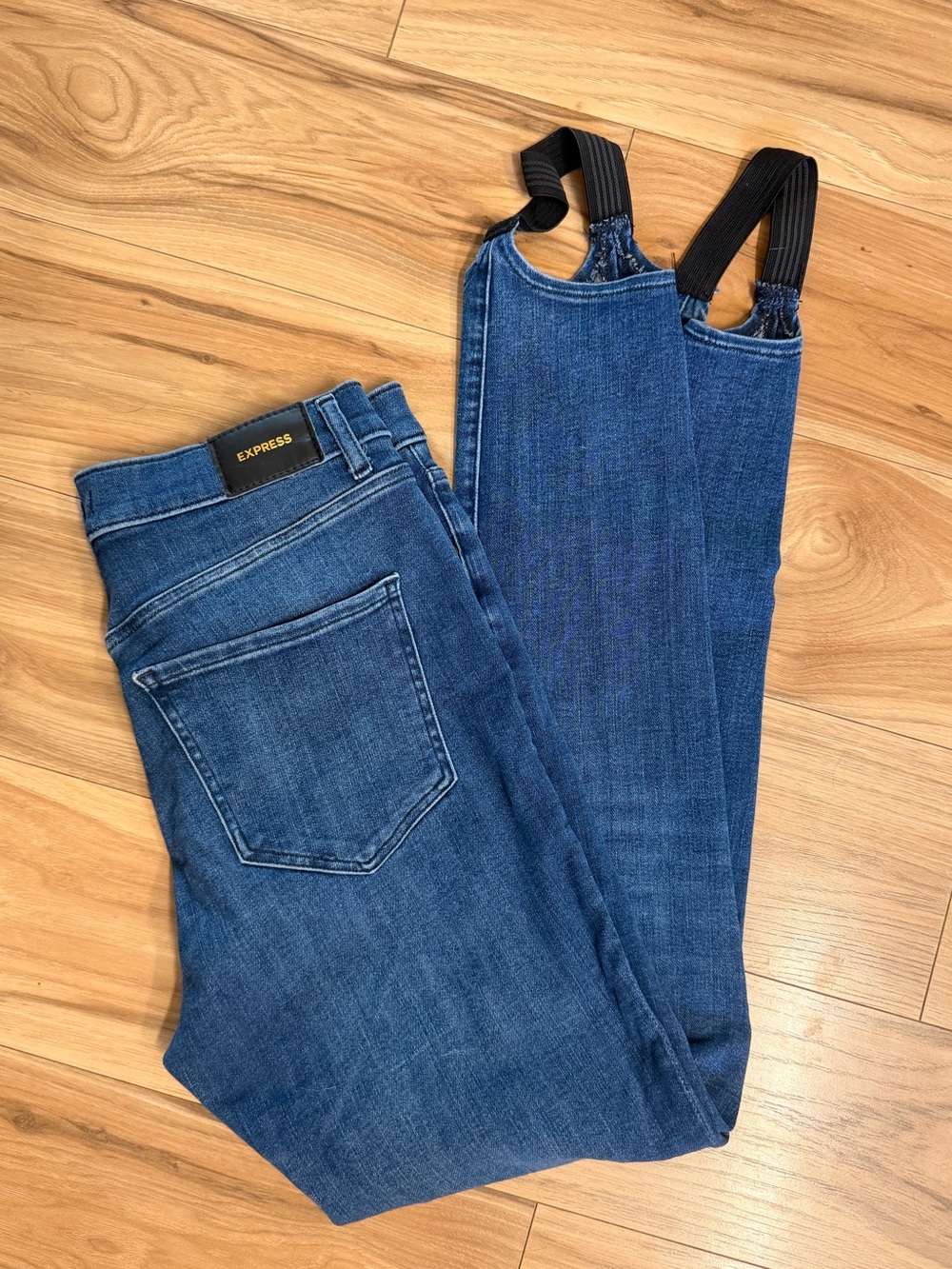 Express Indigo Stretch Jeggings with Stirrup Detail